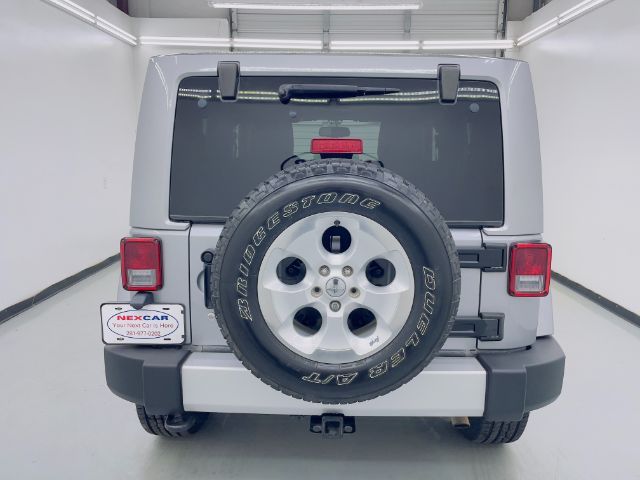 2013 Jeep Wrangler Sahara