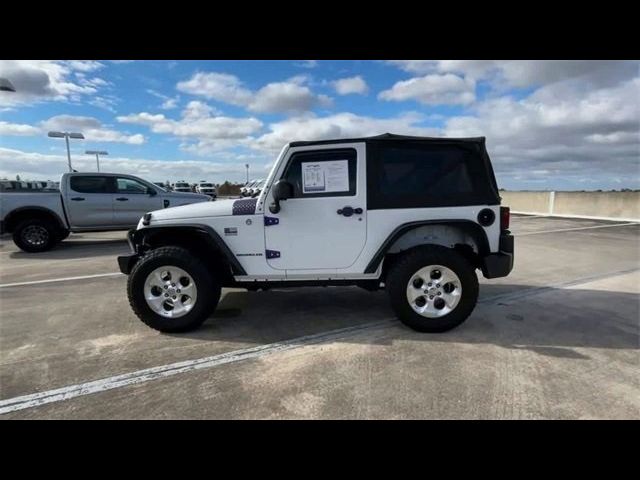 2013 Jeep Wrangler Sahara