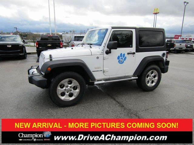 2013 Jeep Wrangler Sahara