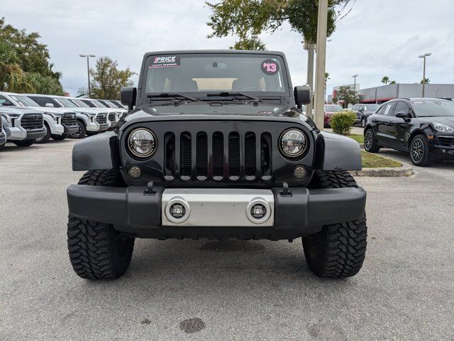 2013 Jeep Wrangler Unlimited Sahara