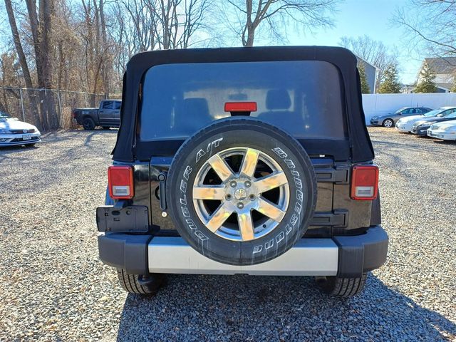 2013 Jeep Wrangler Sahara