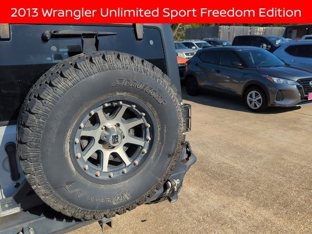 2013 Jeep Wrangler Unlimited Freedom