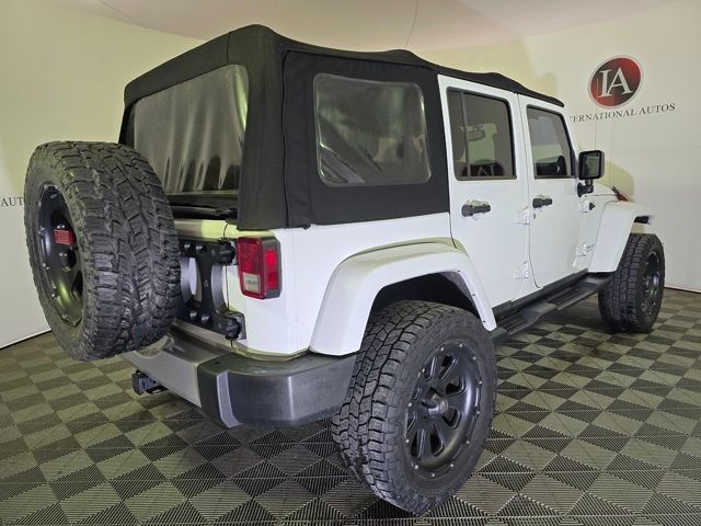 2013 Jeep Wrangler Unlimited Sahara