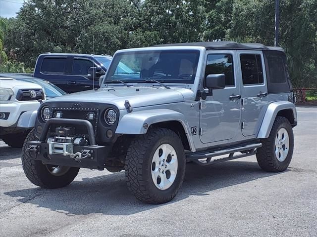 2013 Jeep Wrangler Unlimited Sahara