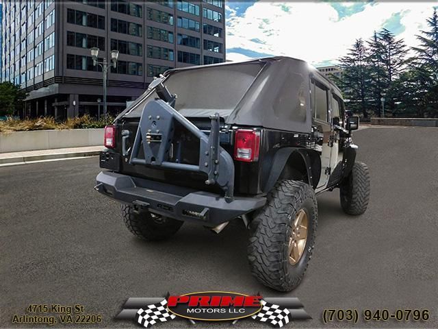 2013 Jeep Wrangler Unlimited Sahara