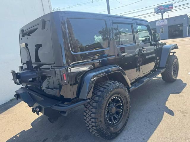 2013 Jeep Wrangler Unlimited Sahara