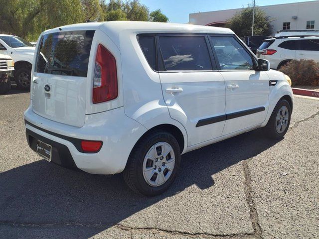 2013 Kia Soul Base