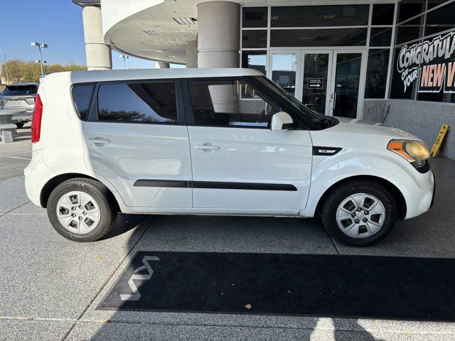 2013 Kia Soul Base