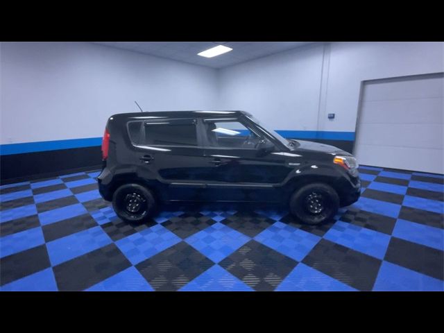 2013 Kia Soul Base