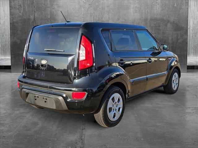 2013 Kia Soul Base