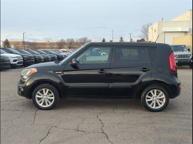 2013 Kia Soul Base