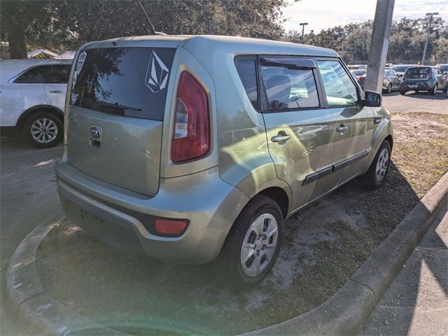 2013 Kia Soul Base