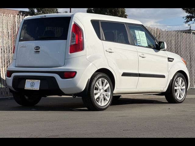 2013 Kia Soul Base