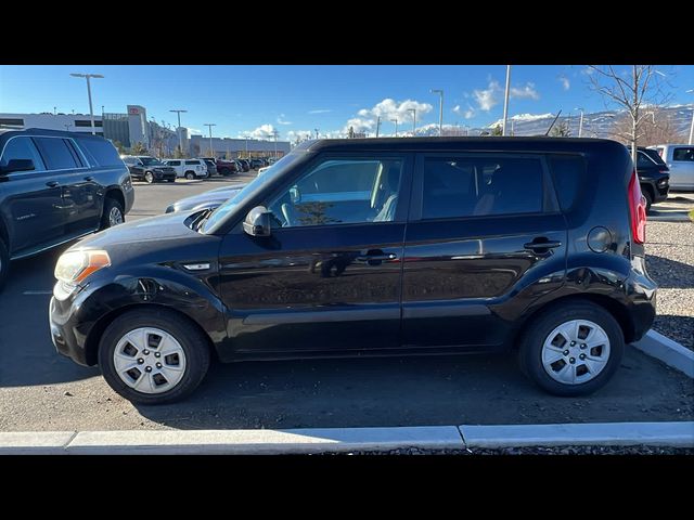 2013 Kia Soul Base