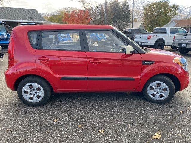 2013 Kia Soul Base