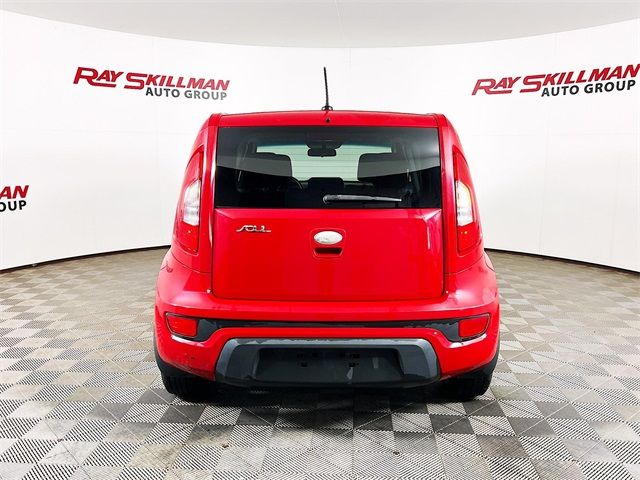 2013 Kia Soul Base