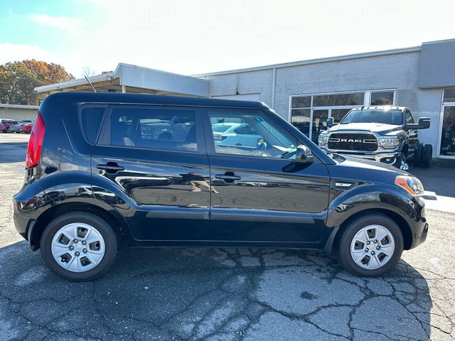 2013 Kia Soul Base