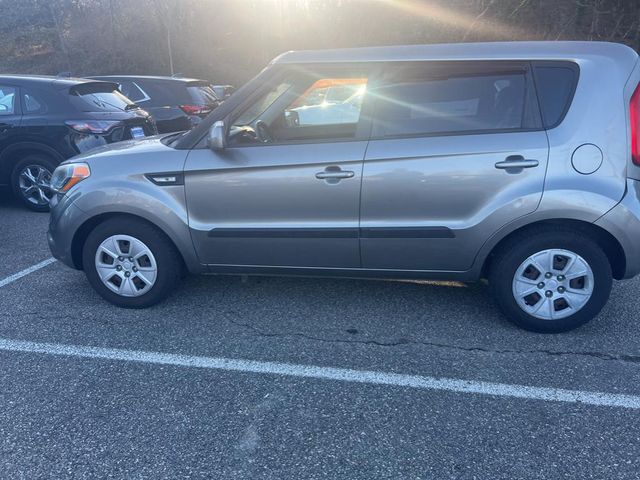 2013 Kia Soul Base