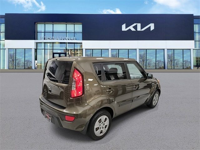 2013 Kia Soul Base