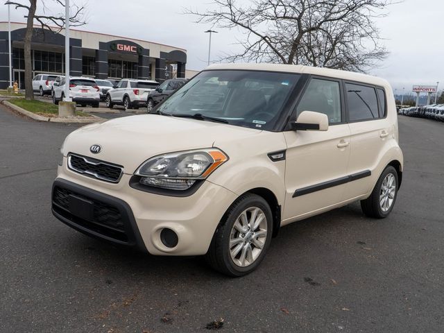 2013 Kia Soul Base