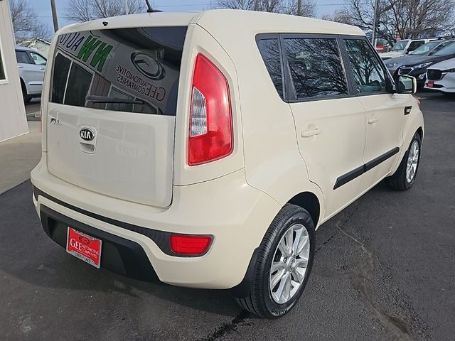 2013 Kia Soul Base