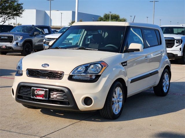 2013 Kia Soul Base