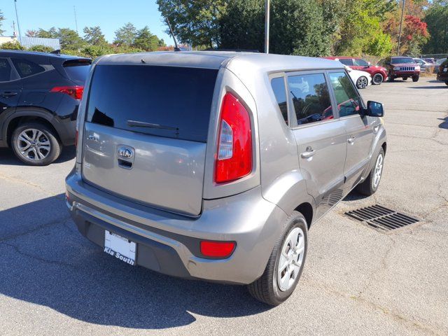 2013 Kia Soul Base