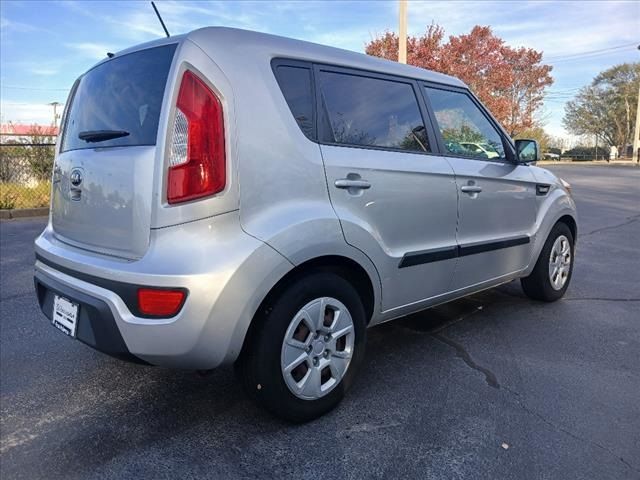 2013 Kia Soul Base