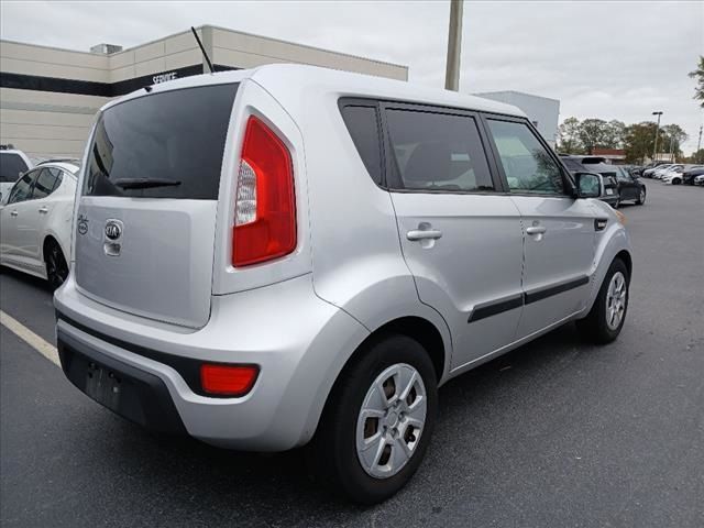 2013 Kia Soul Base