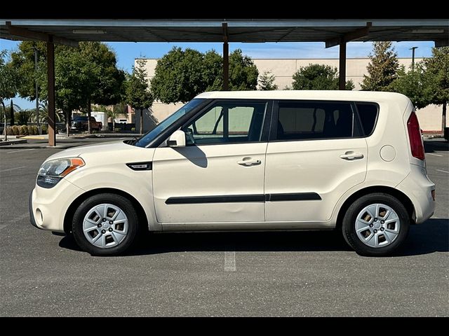 2013 Kia Soul Base