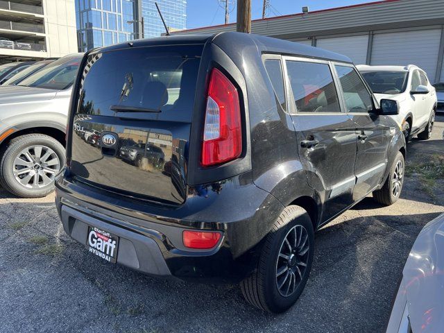 2013 Kia Soul Base