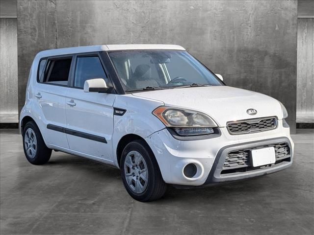 2013 Kia Soul Base