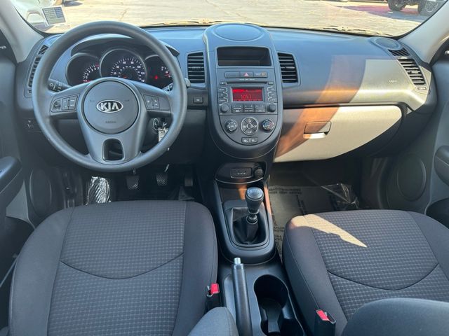 2013 Kia Soul Base