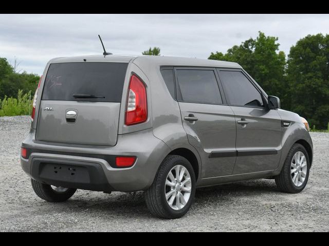 2013 Kia Soul Base