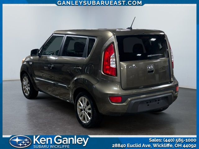 2013 Kia Soul Base