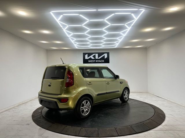 2013 Kia Soul Base