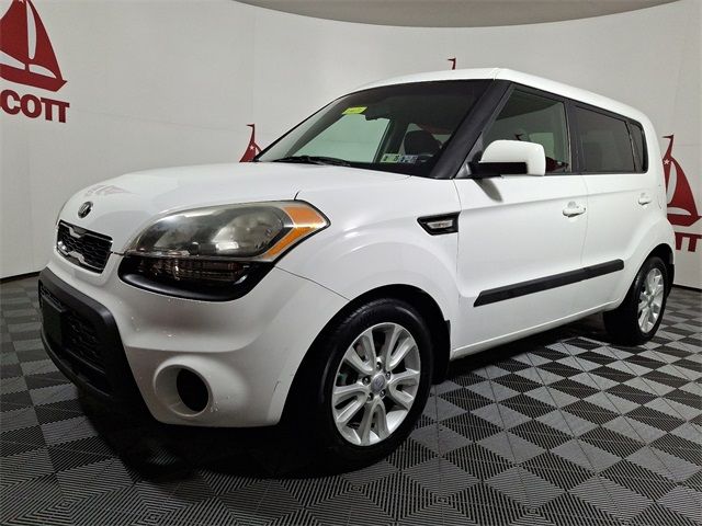 2013 Kia Soul Base