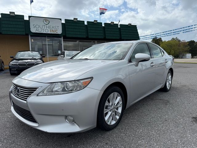 2013 Lexus ES Hybrid 300h