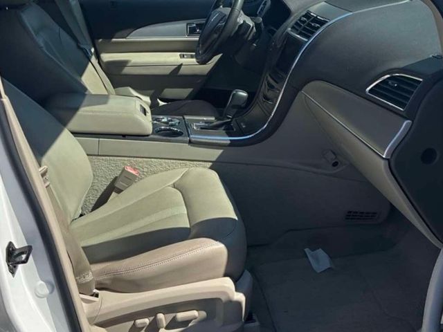 2013 Lincoln MKX Base