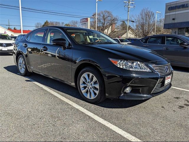 2013 Lexus ES Hybrid 300h