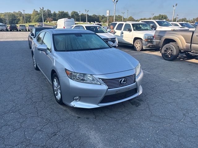 2013 Lexus ES Hybrid 300h