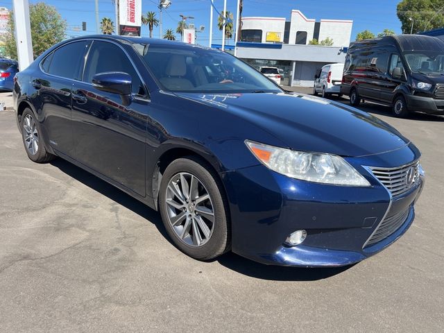 2013 Lexus ES Hybrid 300h