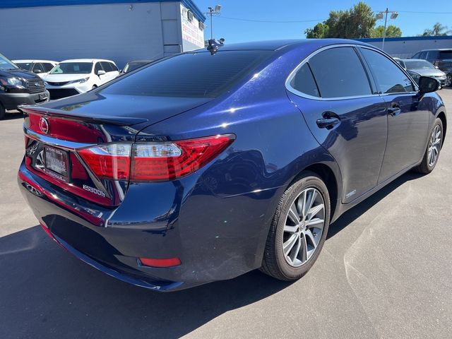 2013 Lexus ES Hybrid 300h