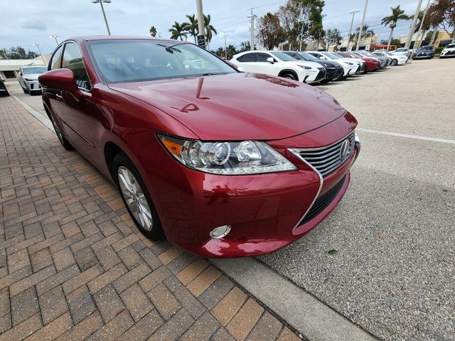 2013 Lexus ES Hybrid 300h