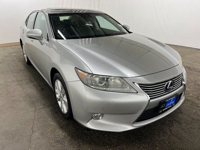 2013 Lexus ES Hybrid 300h