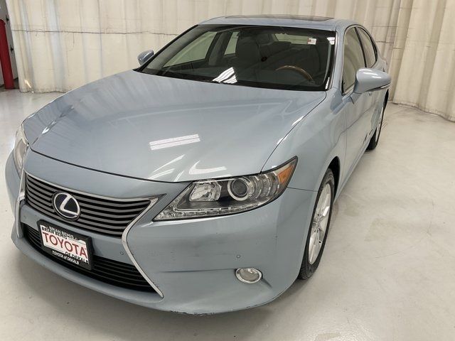 2013 Lexus ES Hybrid 300h