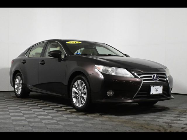 2013 Lexus ES Hybrid 300h