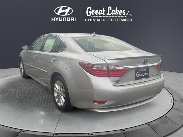 2013 Lexus ES Hybrid 300h