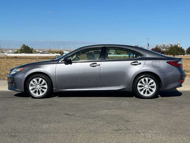 2013 Lexus ES Hybrid 300h