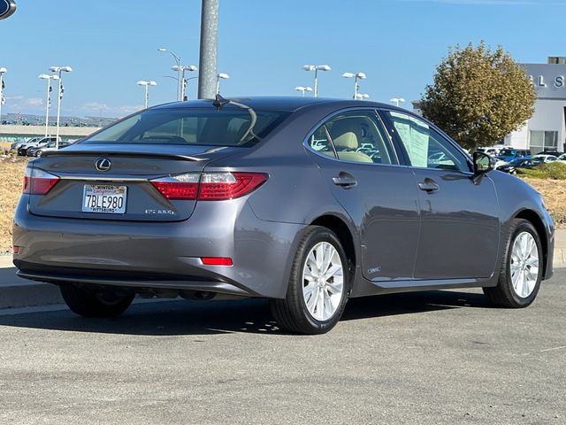 2013 Lexus ES Hybrid 300h